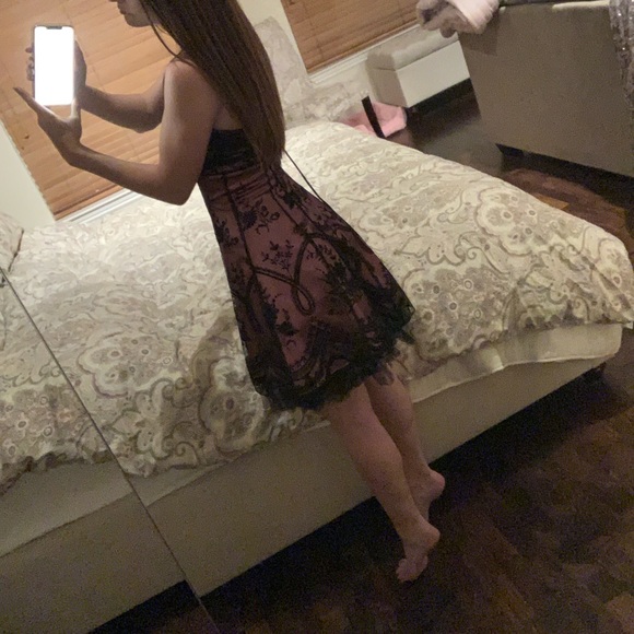 Date Night Dress - large discount with drink stain - Picture 8 of 12